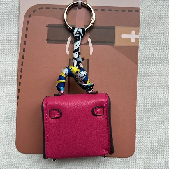 Enchanté Pink Bag Charm - Picture 7 of 14